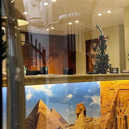 Pyramids Vista Inn Kafret el-Gabal Екстериор снимка