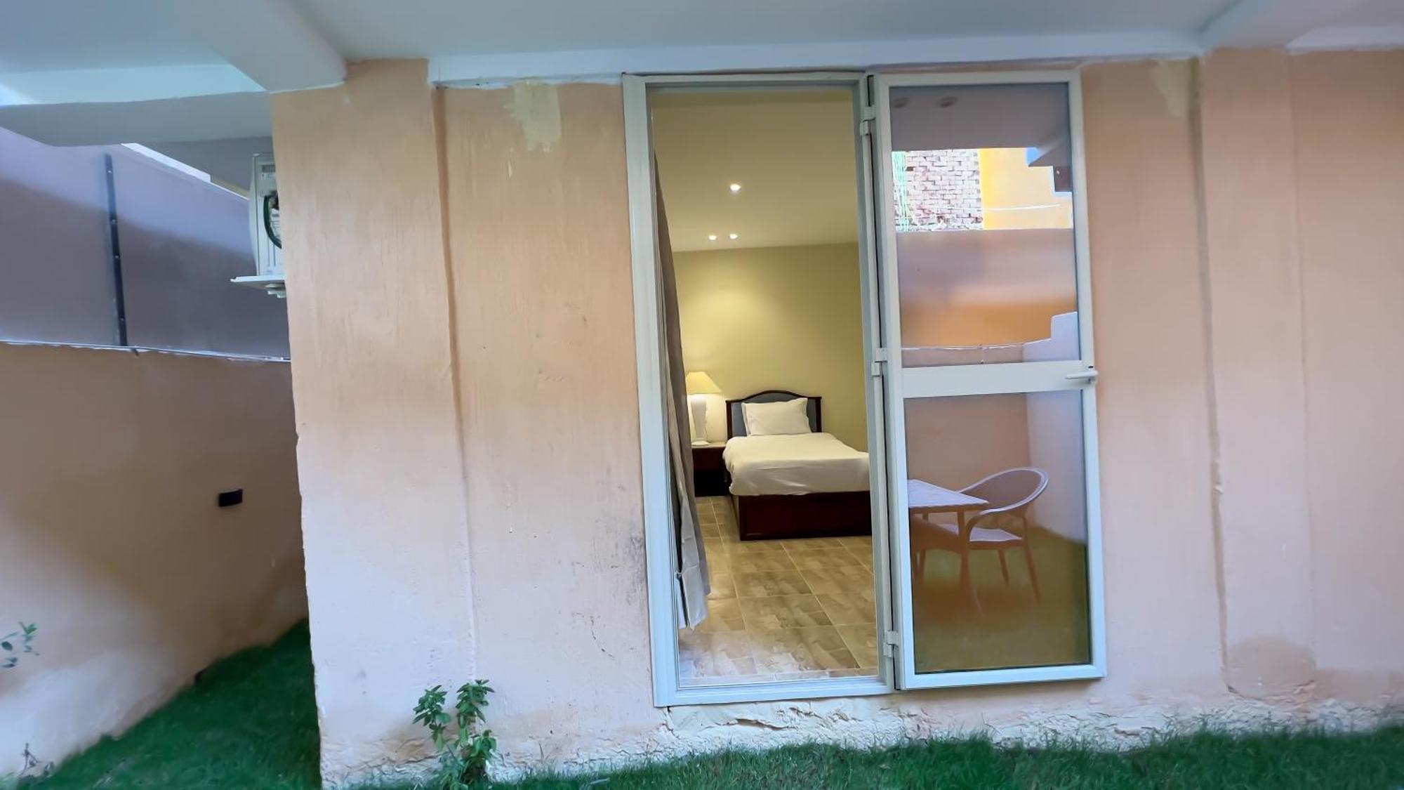 Pyramids Vista Inn Kafret el-Gabal Екстериор снимка