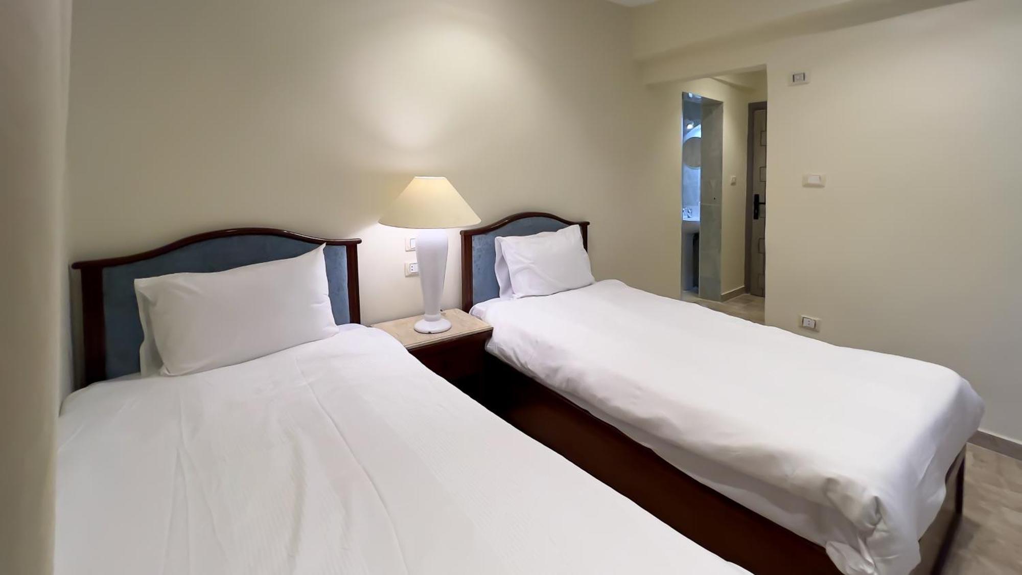 Pyramids Vista Inn Kafret el-Gabal Екстериор снимка