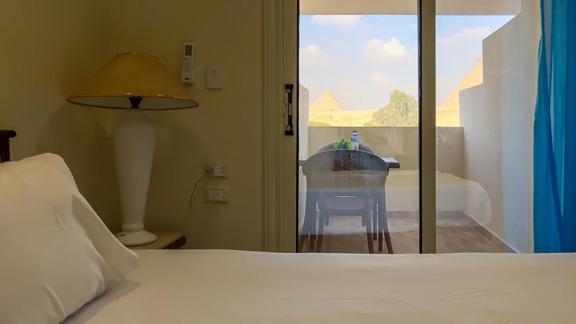 Pyramids Vista Inn Kafret el-Gabal Екстериор снимка