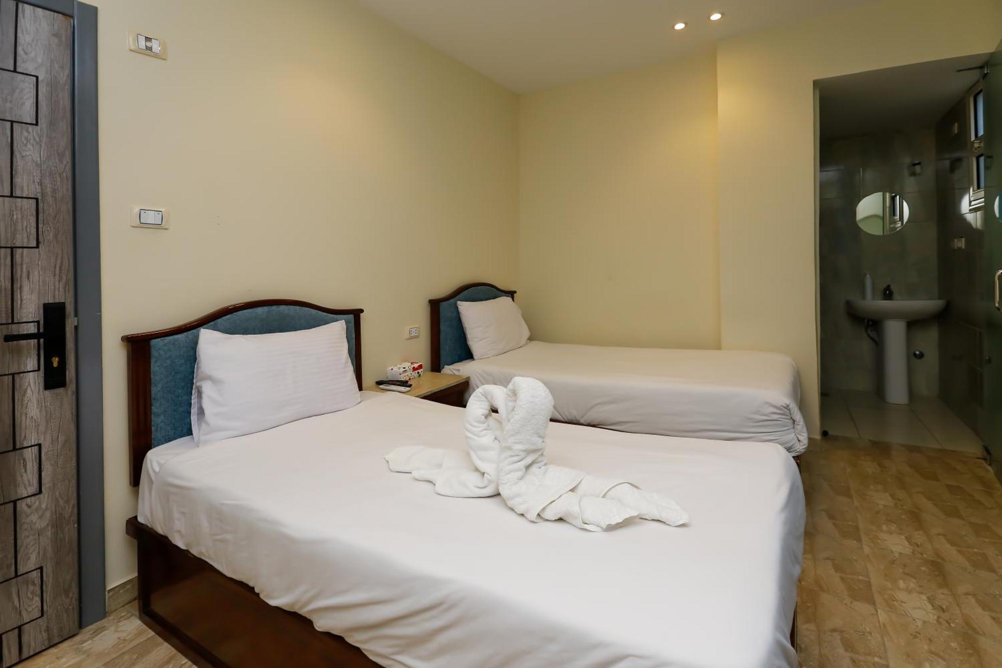 Pyramids Vista Inn Kafret el-Gabal Екстериор снимка