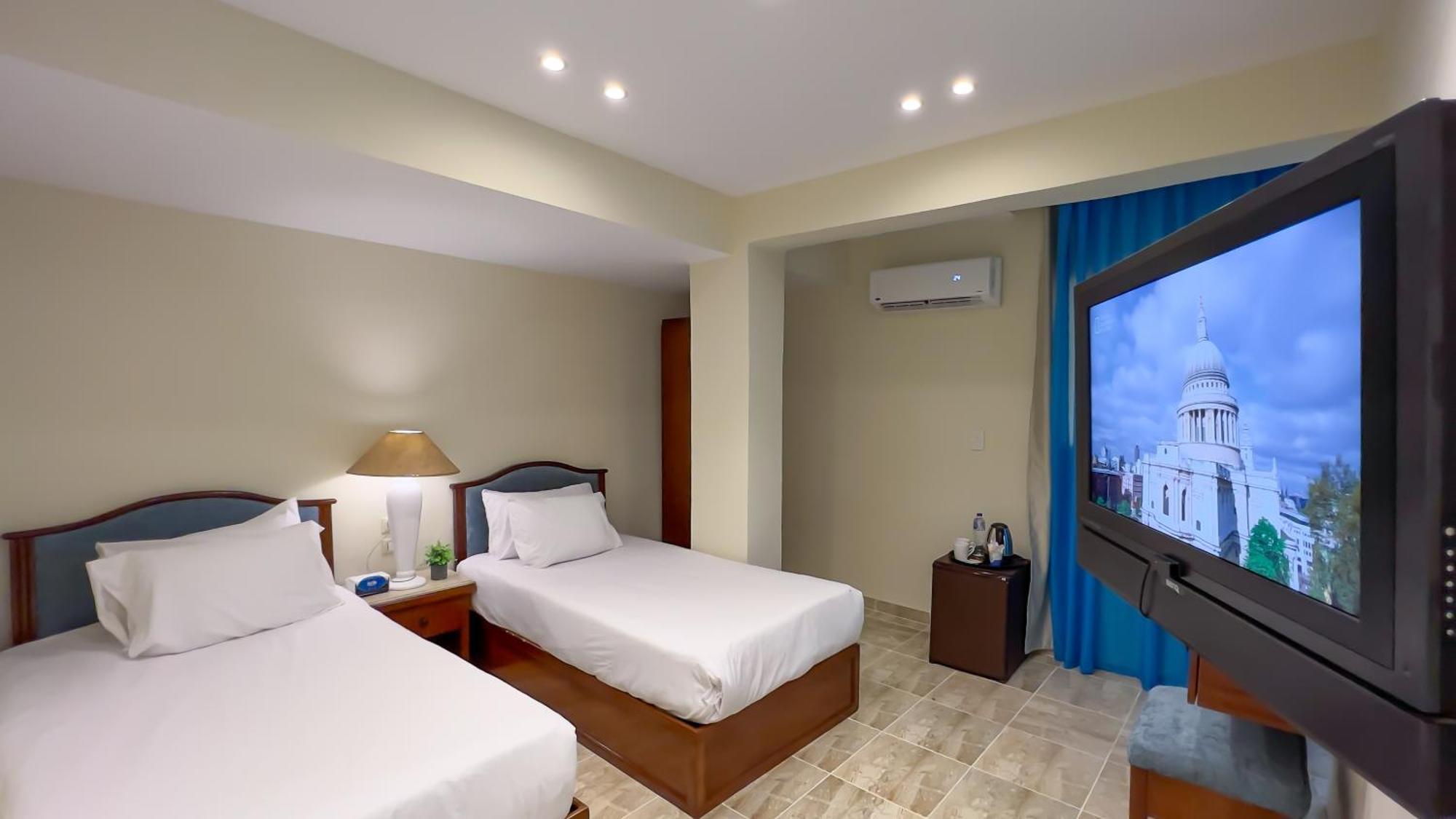Pyramids Vista Inn Kafret el-Gabal Екстериор снимка